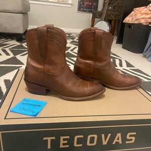Tecovas “The Penny” Brown Leather Cowboy Boots size 8.5